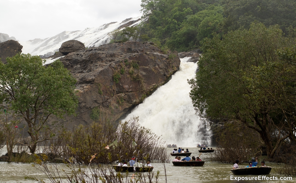 Coracle Boat ride at Shivasamudram Bharachukki Falls