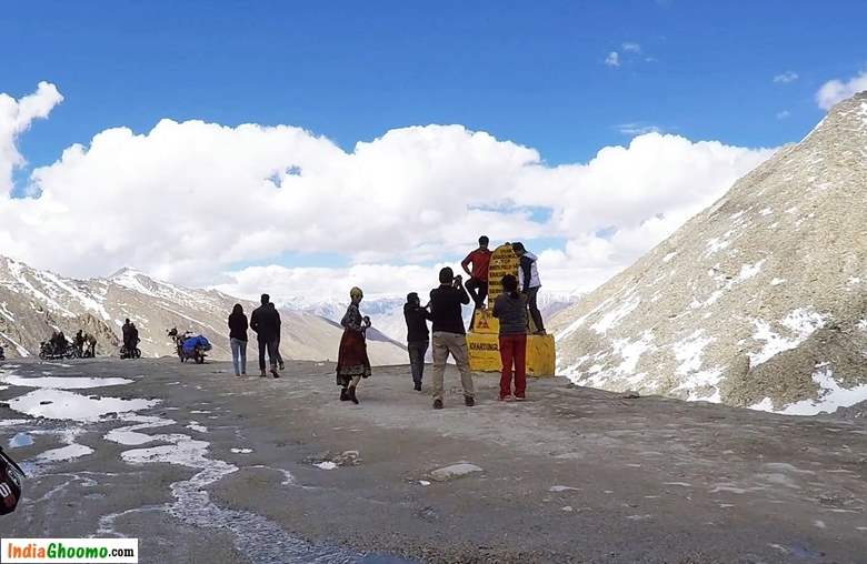 Khardung La Top