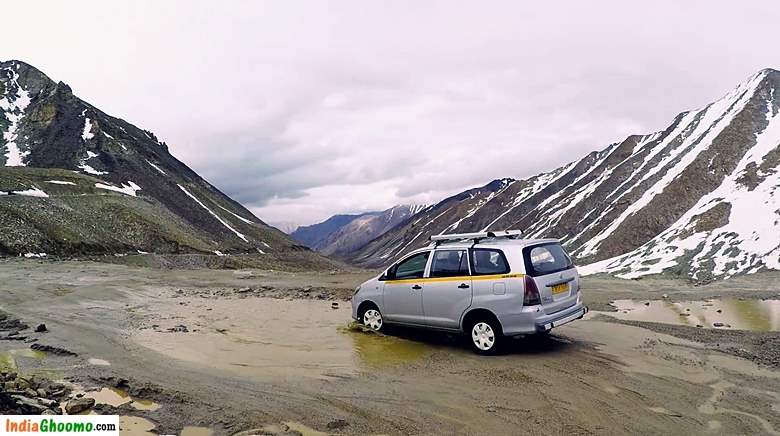 Ladakh - Khardung La Pass road