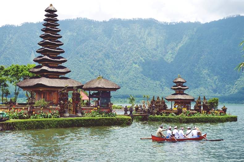 Bali Travel Guide - It Teps