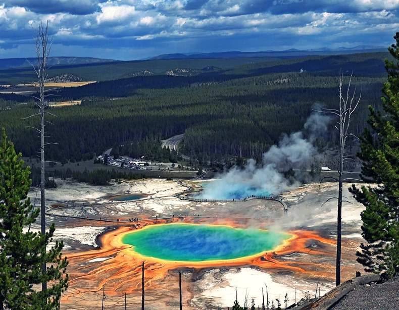 Yellowstone-National-Park-Free Entry September 28